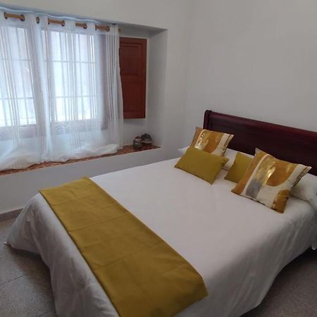 Casa Fernando y Maruja Apartment Pego Bagian luar foto